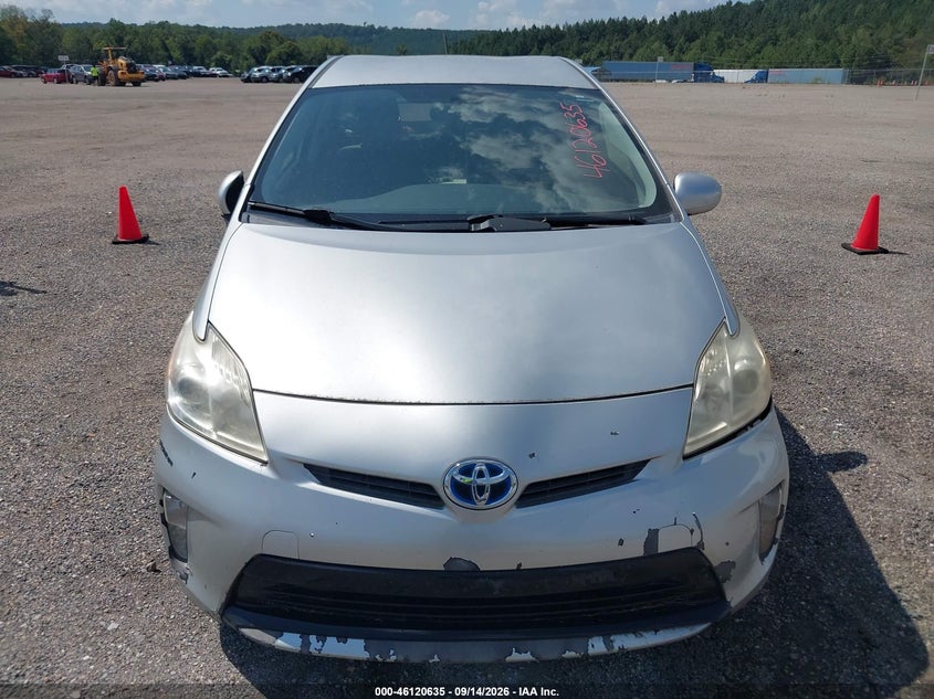 2013 TOYOTA PRIUS auction photo 6