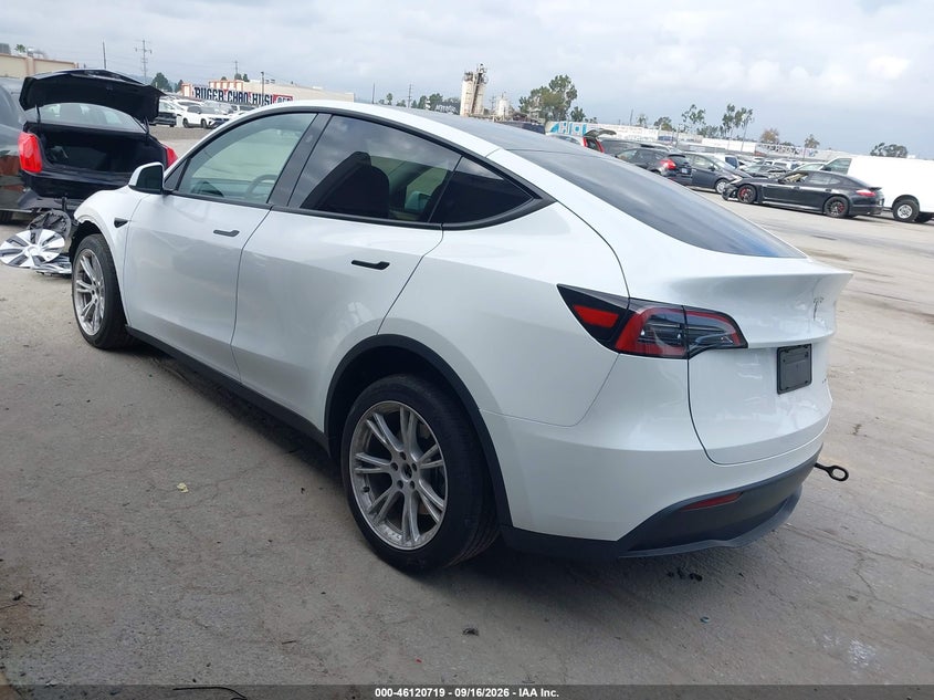 Vin: 7saygaee8rf057489, lot: 46620439, tesla model y long range dual motor all-wheel drive 20243