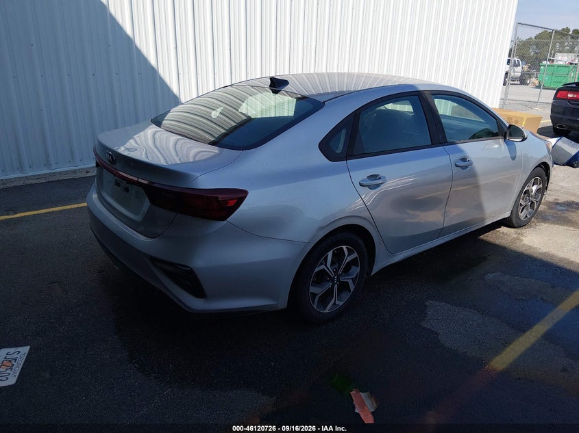 Фото 4 - KIA FORTE