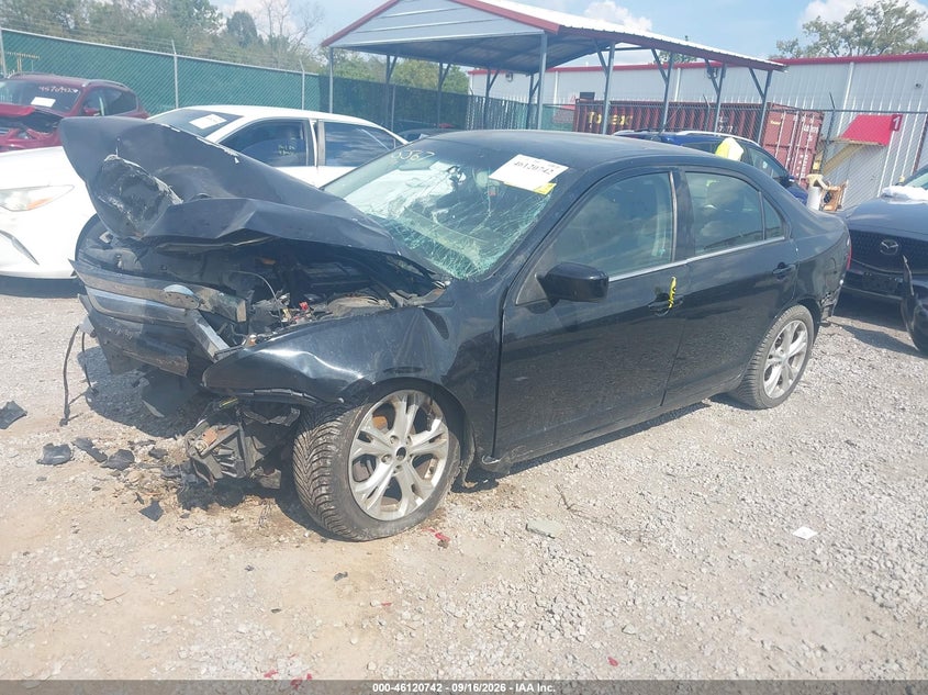 2012 Ford Fusion, По колу, IAAI, VIN 3FAHP0HA5CR155567 — фото 2