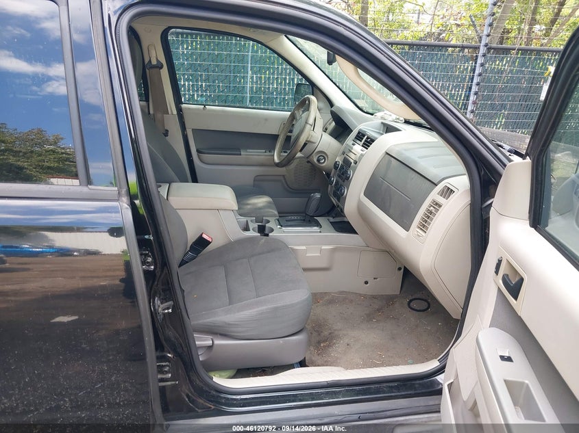 FORD ESCAPE 2010 VIN 1FMCU0D73AKA69520