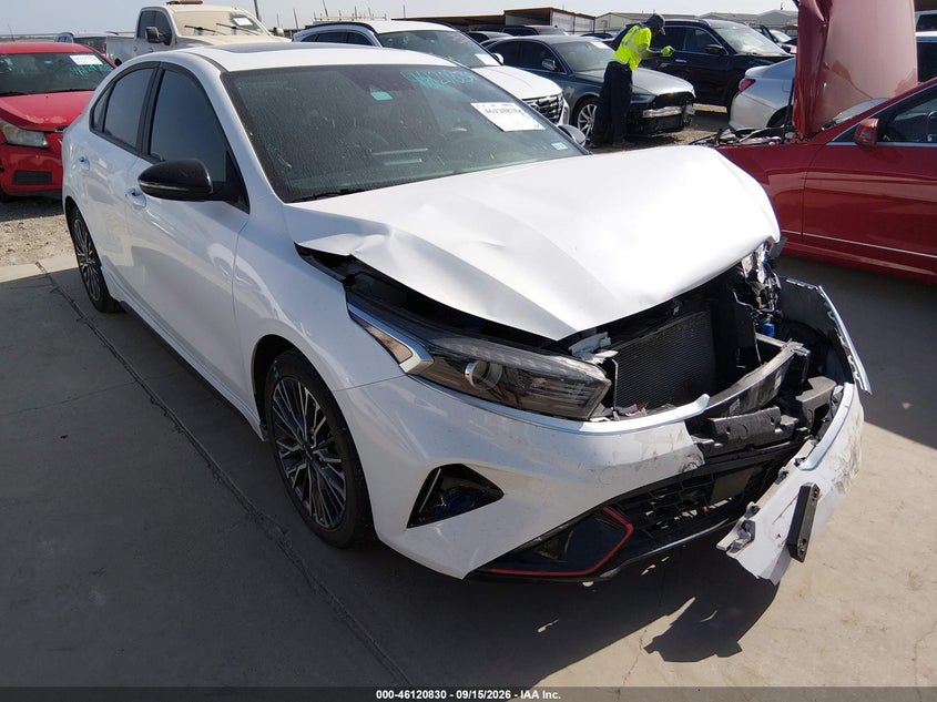 Vin: 3kpf54ad5re750664, lot: 46620550, kia forte gt-line 2024 img_1