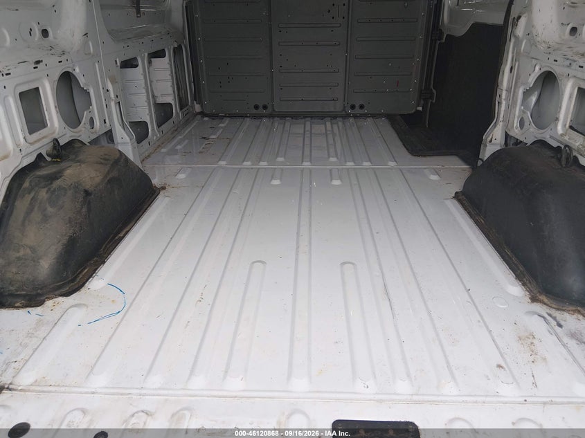 2016 FORD TRANSIT-150 · Фото 8