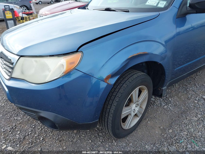 2010 SUBARU FORESTER auction photo 6