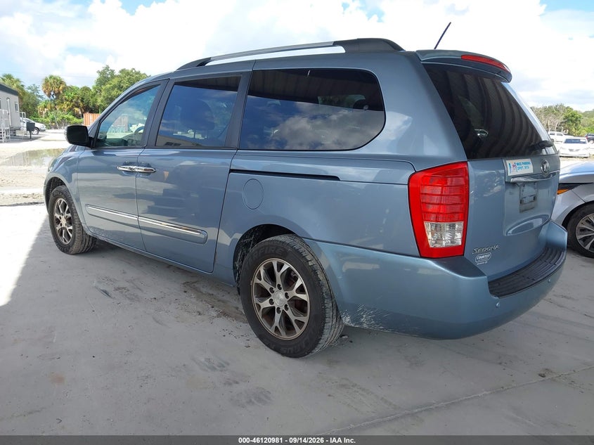 2014 KIA SEDONA auction photo 3