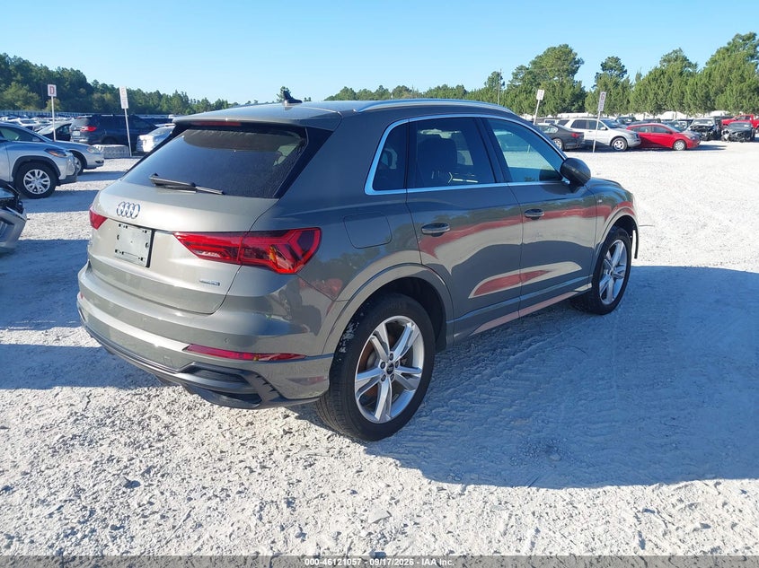 AUDI Q3 - zdjęcie 4