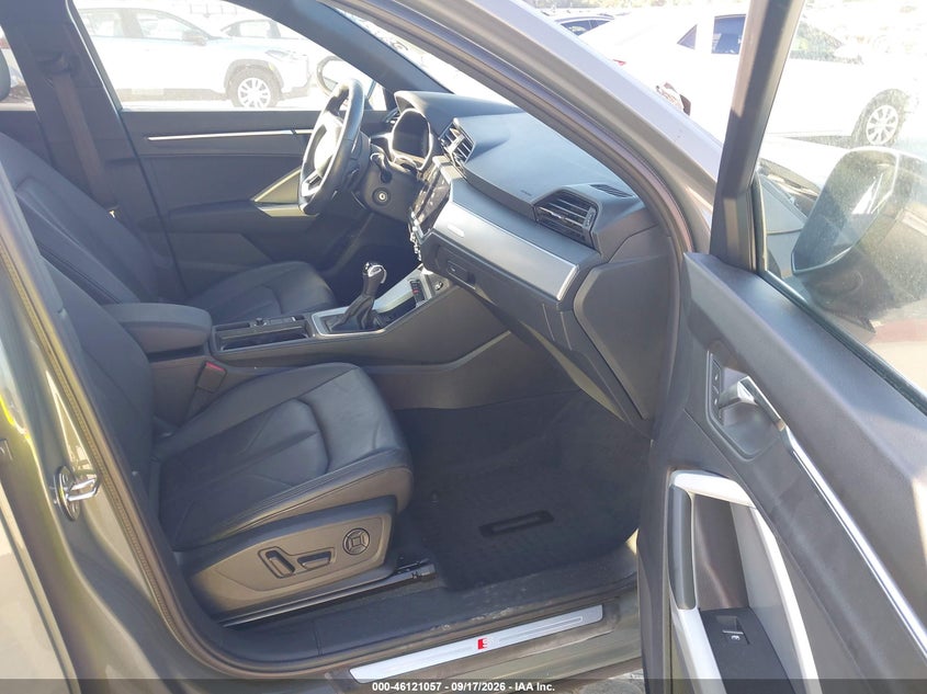 AUDI Q3 - zdjęcie 5