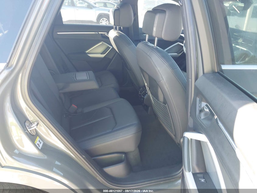 AUDI Q3 - zdjęcie 8