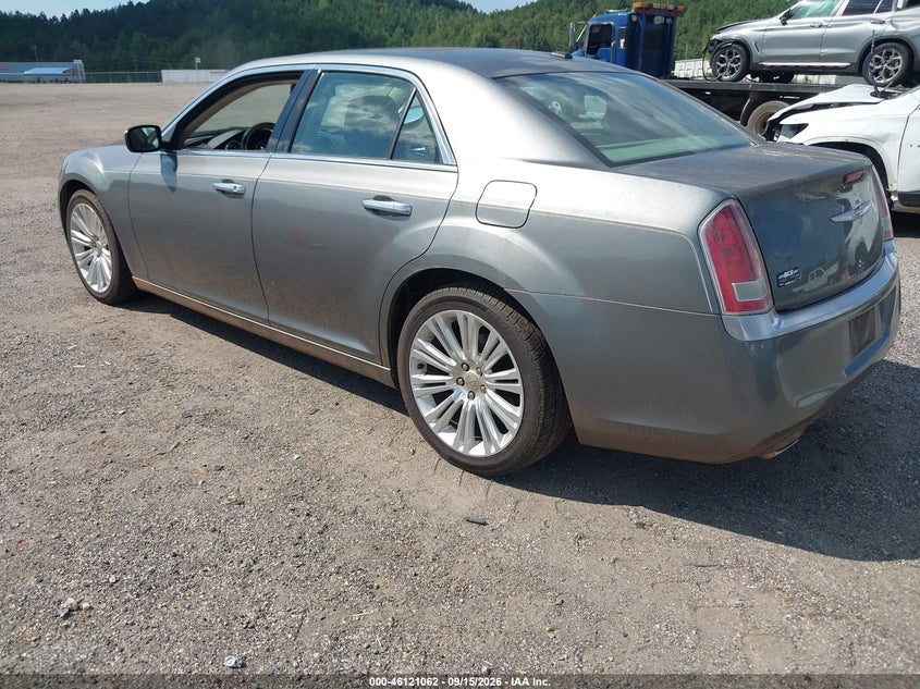 2012 CHRYSLER 300 auction photo 3