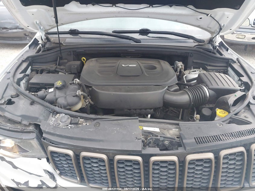 JEEP GRAND CHEROKEE - zdjęcie 10
