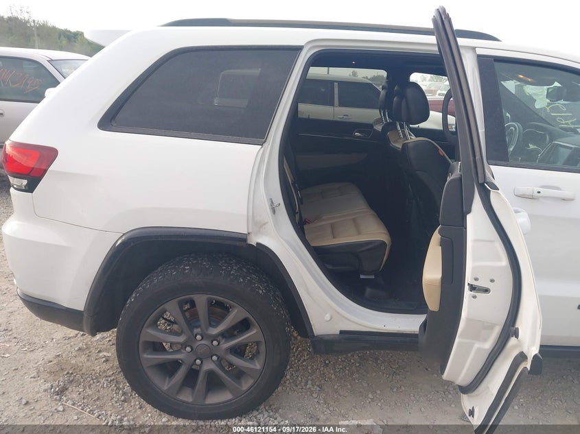 JEEP GRAND CHEROKEE - zdjęcie 8