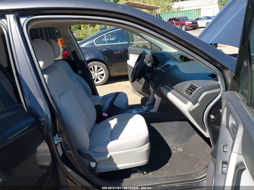 2014 SUBARU FORESTER auction photo 5