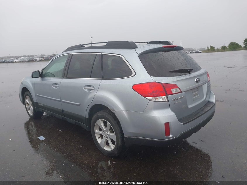 Vin: 4s4brccc2d3262771, lot: 46620983, subaru outback 2.5i premium 20133