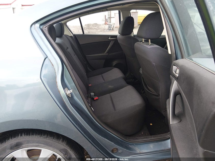 MAZDA 3 2010 VIN JM1BL1SF5A1164637
