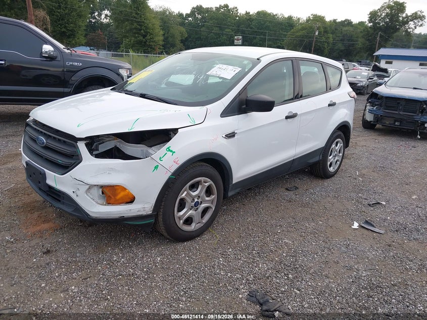 Vin: 1fmcu0f72hua87065, lot: 46621134, ford escape s 20172