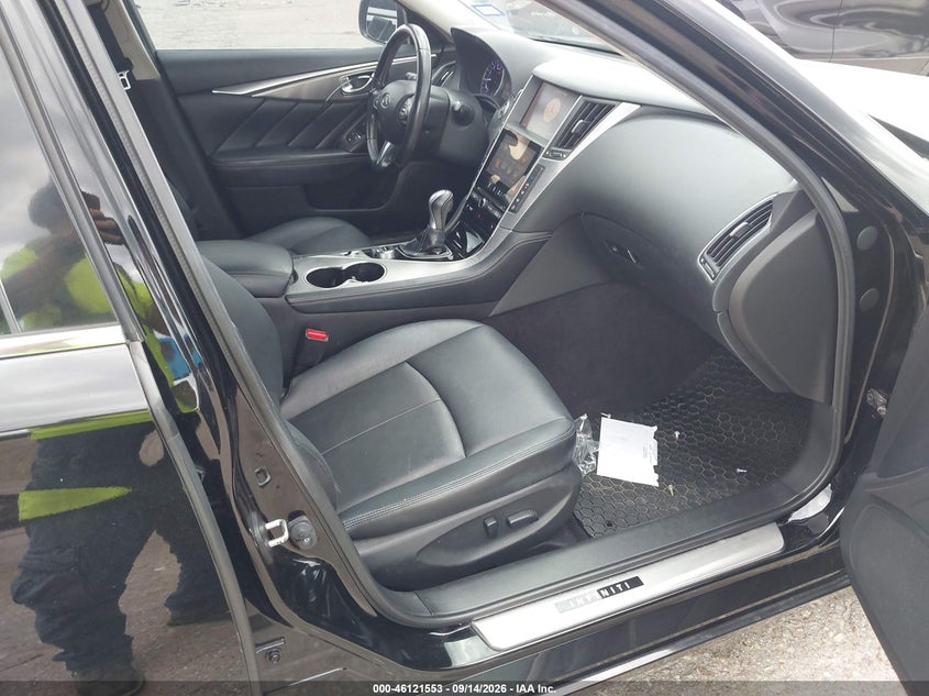 2015 INFINITI Q50 auction photo 5