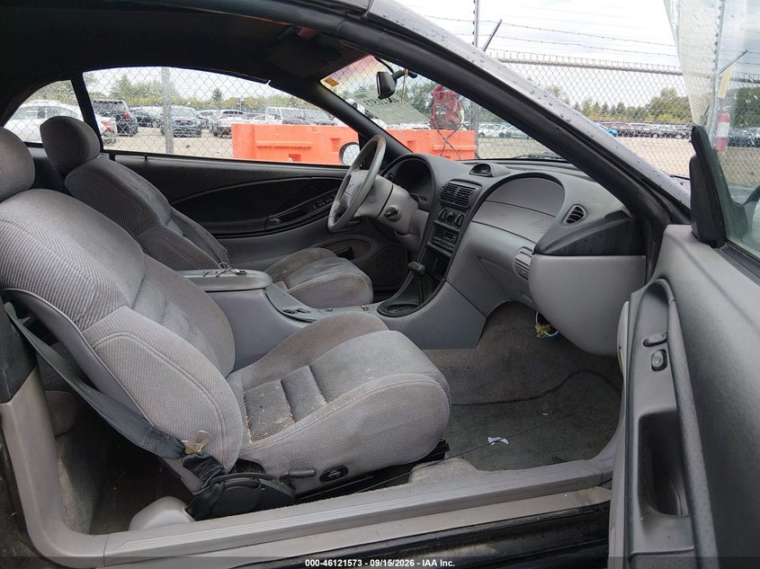1994 FORD MUSTANG auction photo 5
