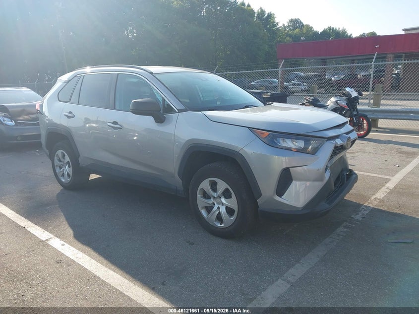 Vin: 2t3h1rfv2mw135604, lot: 46621381, toyota rav4 le 2021 img_1