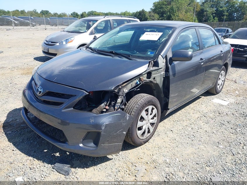 Vin: 2t1bu4ee3bc733421, lot: 46621463, toyota corolla le 20112
