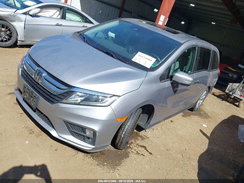 2018 Honda Odyssey, Левый бок, IAAI, VIN 5FNRL6H73JB059968 — фото 2