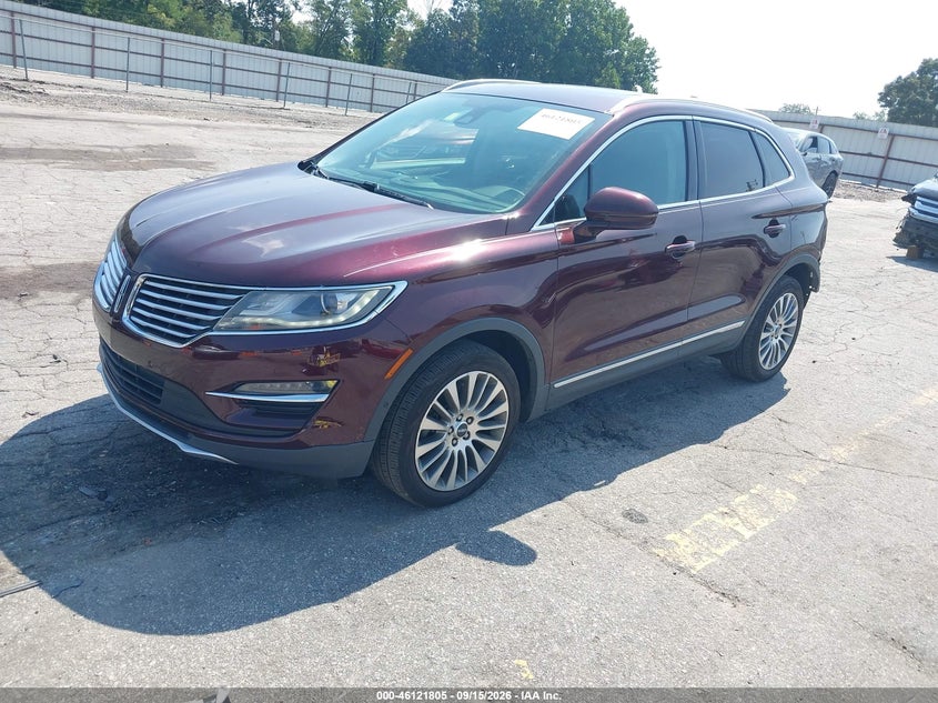 2018 Lincoln MKC, Rear, IAAI, VIN 5LMCJ3C9XJUL33217 — photo 2