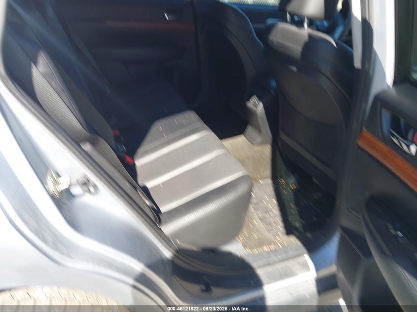 Фото 8 - SUBARU OUTBACK