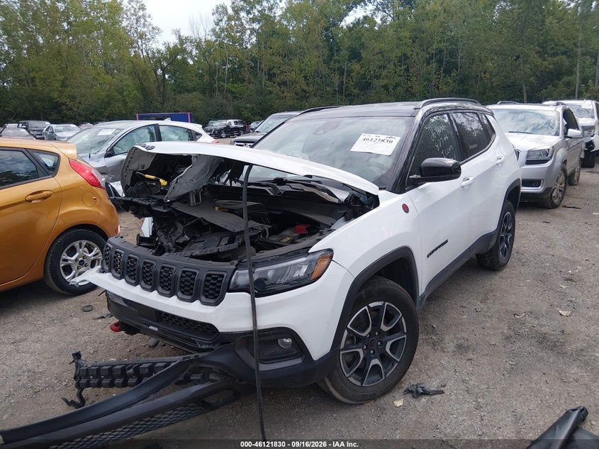 Vin: 3c4njddn9st536919, lot: 46621550, jeep compass trailhawk 4x4 20252