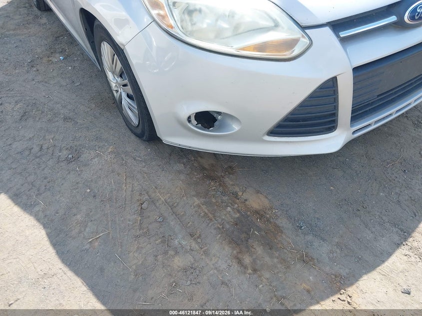 2012 FORD FOCUS auction photo 6