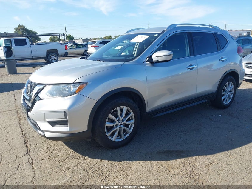 Vin: knmat2mt2jp524674, lot: 46621577, nissan rogue sv 20182