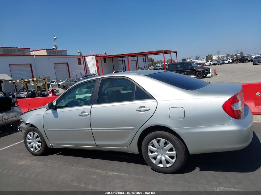Фото 14 - TOYOTA CAMRY