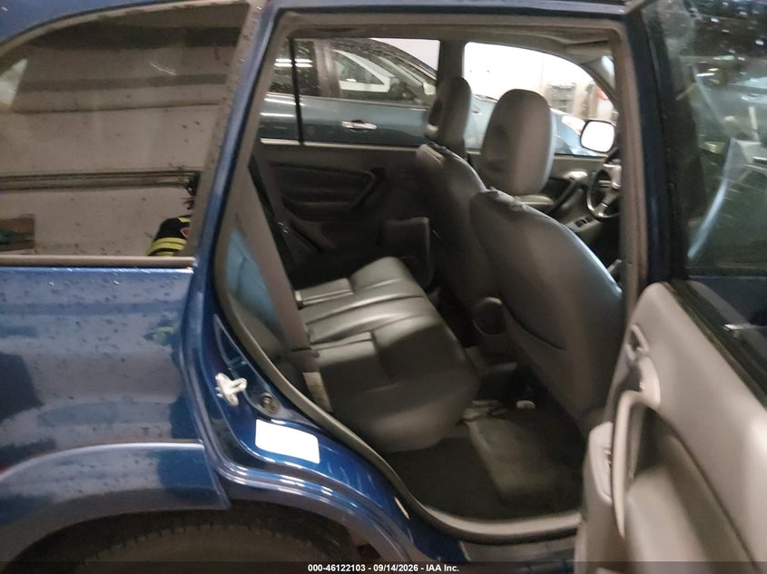 2002 TOYOTA RAV4 auction photo 8