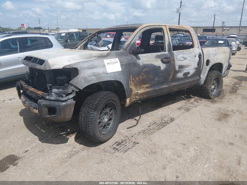 Vin: 5tfdw5f18gx492615, lot: 46621889, toyota tundra sr5 5.7l v8 20162