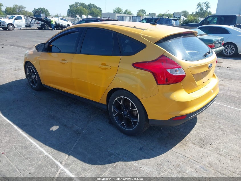 Vin: 1fahp3k21cl407395, lot: 46621901, ford focus se 20123