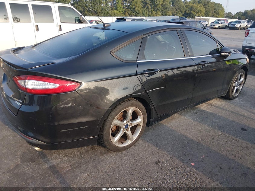 2013 FORD FUSION auction photo 4