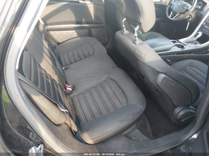 2013 FORD FUSION auction photo 8