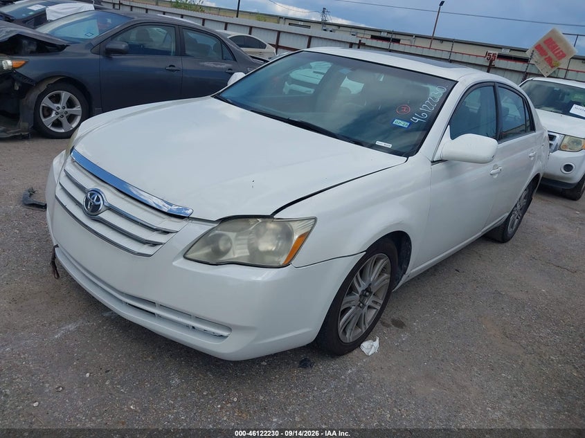2006 TOYOTA AVALON auction photo 2
