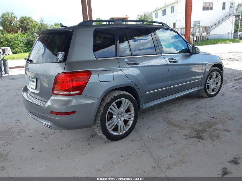 2015 MERCEDES-BENZ GLK 350 auction photo 4