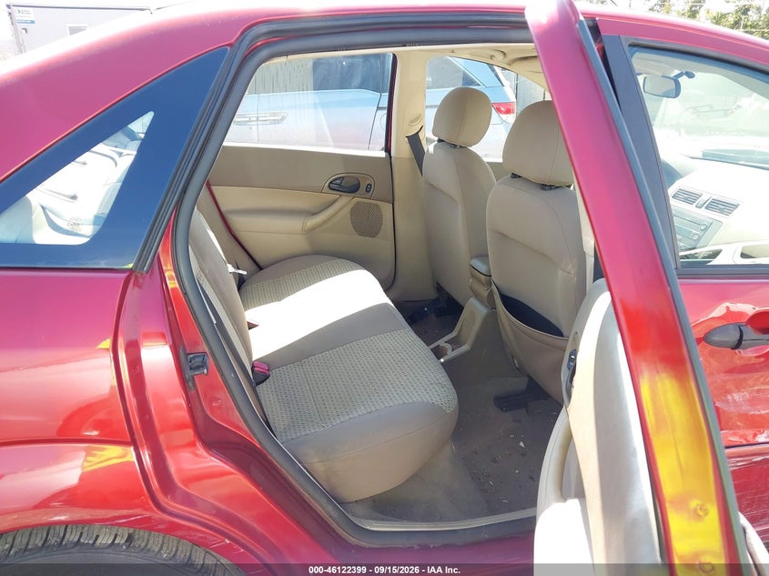 2005 FORD FOCUS auction photo 8
