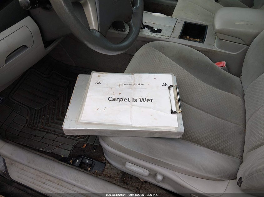 2009 TOYOTA CAMRY auction photo 6