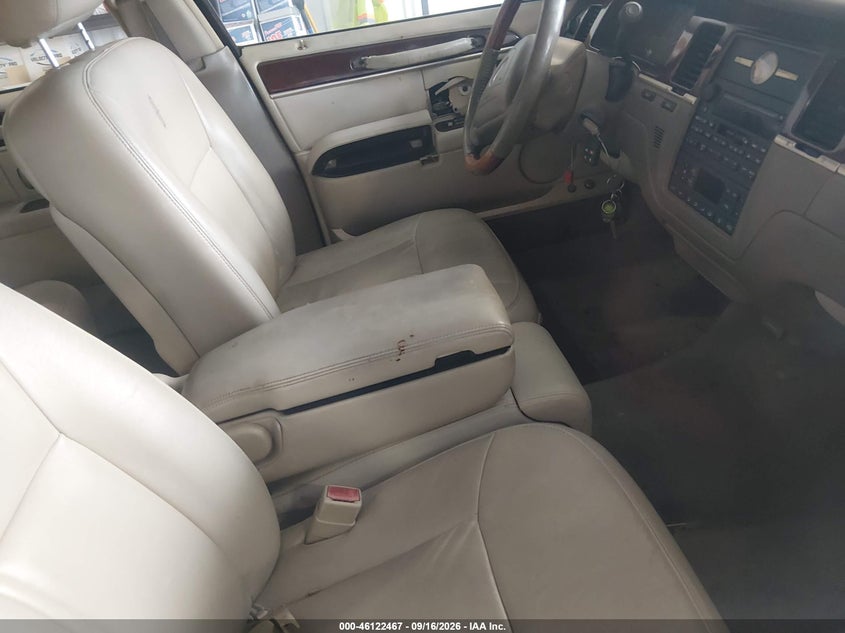 2004 LINCOLN TOWN CAR auction photo 5