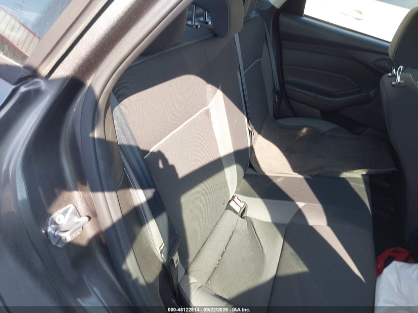 2012 FORD FOCUS auction photo 8