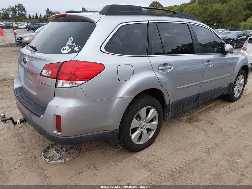 2012 SUBARU OUTBACK auction photo 4