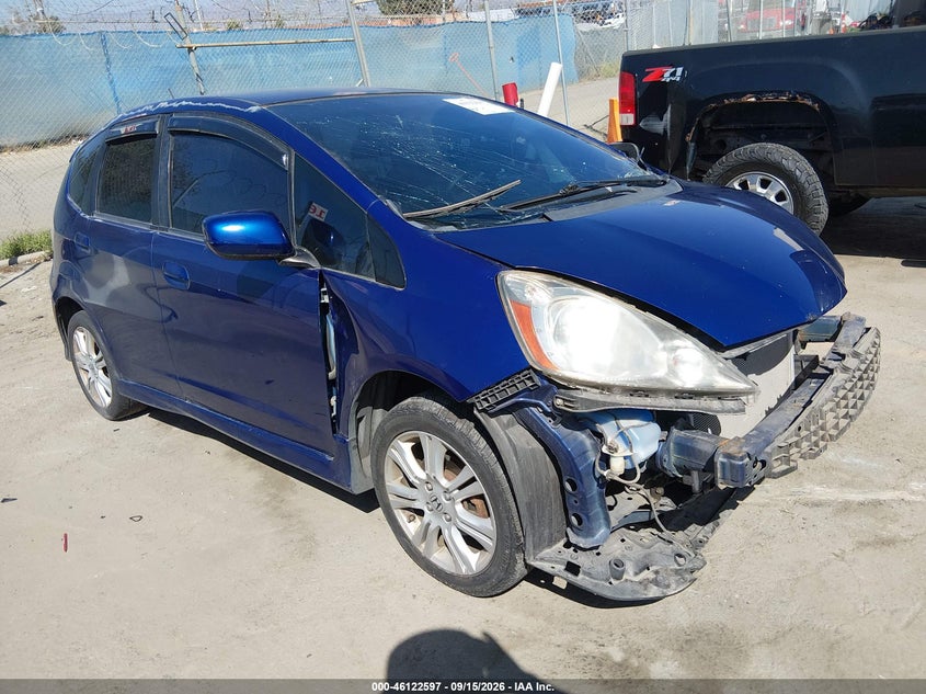 2010 Honda Fit Sport, Левый перёд, IAAI, VIN JHMGE8H45AS012591