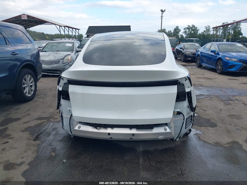2026 TESLA MODEL Y PREMIUM REAR-WHEEL DRIVE/REAR-WHEEL DRIVE · Фото 16