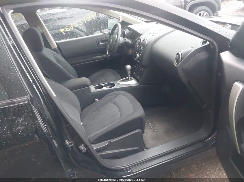 2011 NISSAN ROGUE auction photo 5