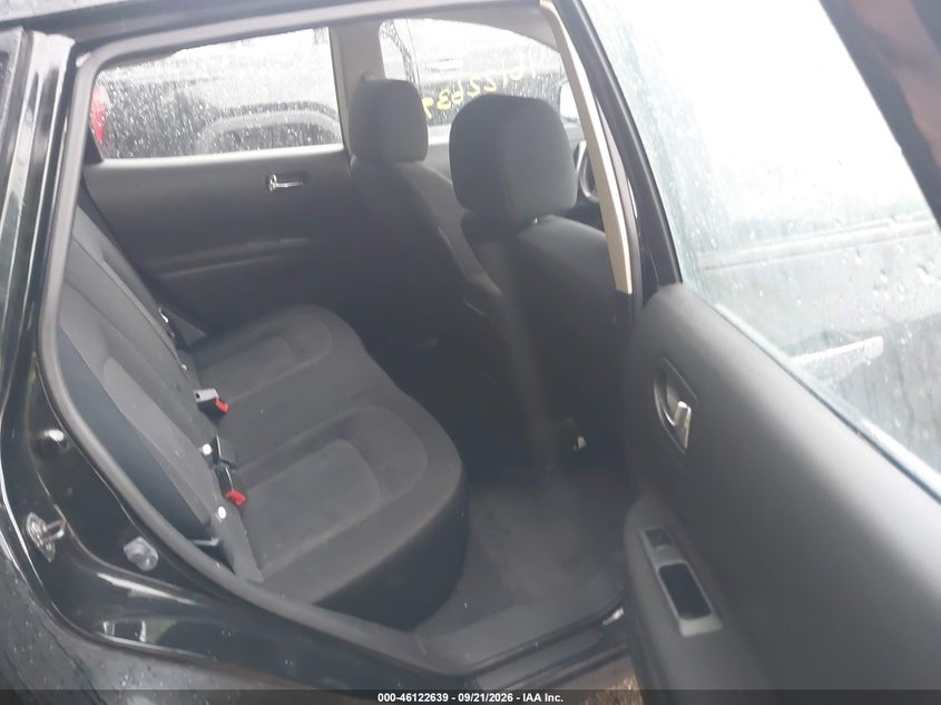 2011 NISSAN ROGUE auction photo 8