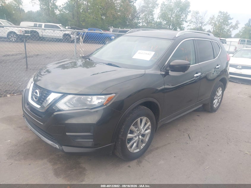 Vin: 5n1at2mv1hc819490, lot: 46622402, nissan rogue sv 20172