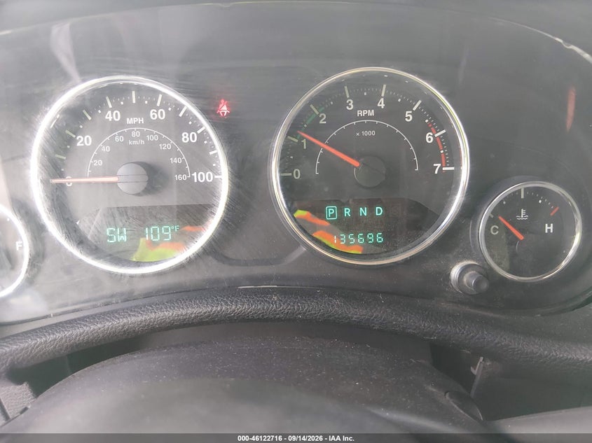JEEP WRANGLER 2011 VIN 1J4AA2D15BL528810
