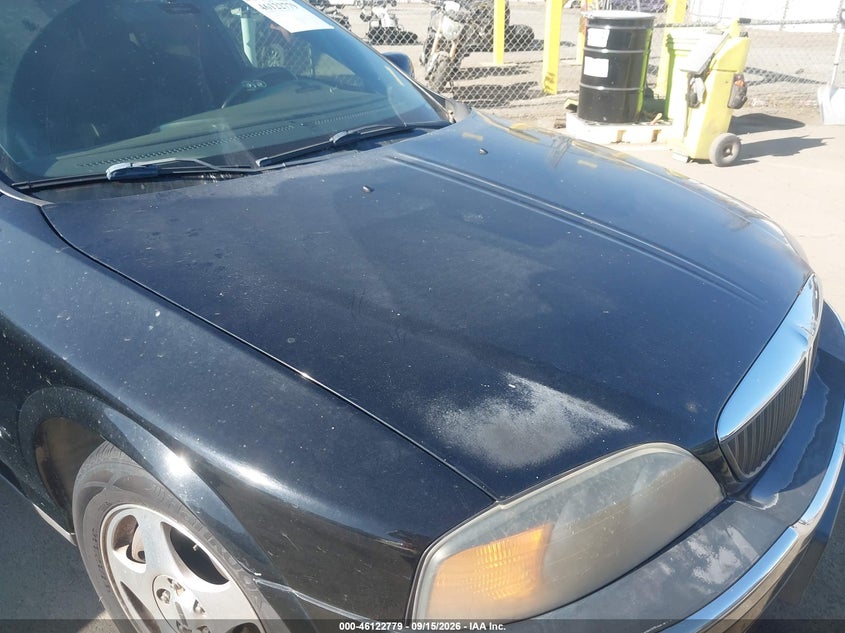 LINCOLN LS 2000 VIN 1LNHM86S0YY852551