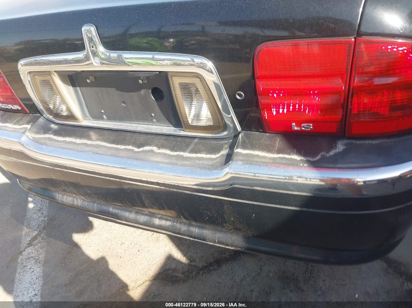 LINCOLN LS 2000 VIN 1LNHM86S0YY852551
